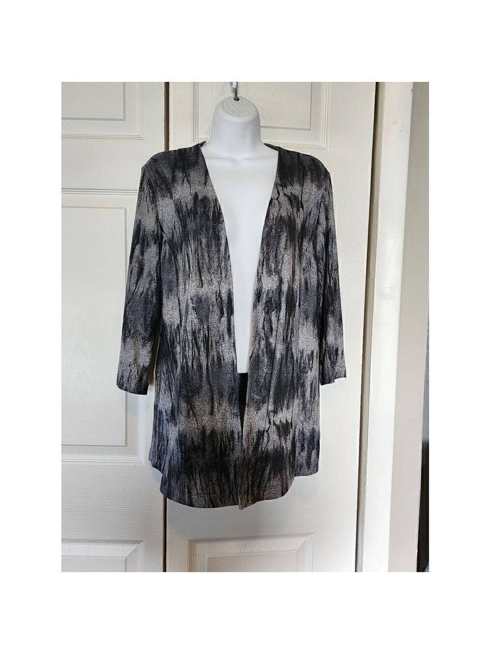 Chico's Gray Tiedie Cardigan